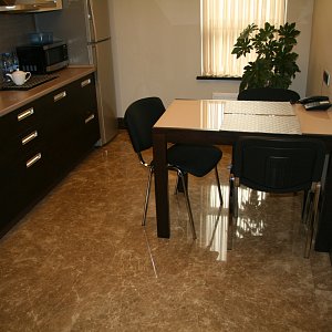Мрамор Emperador Light