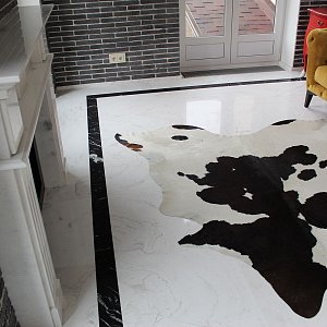 Полы Мрамор Пиргон и Неро марквино
